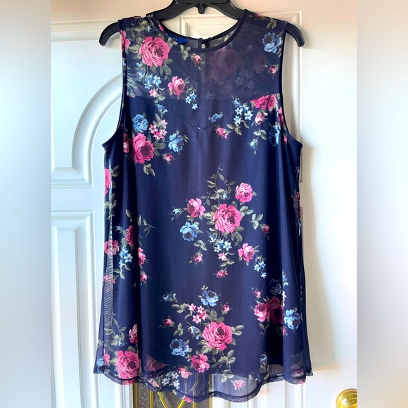 NWOT Apt 9 XL Floral Sleeveless Top - Navy and Pink - Picture 1 of 2